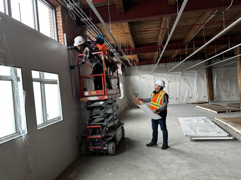 Modular Cleanroom Installation Work